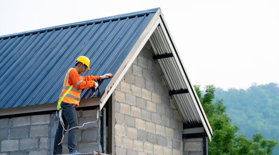 Expert new roof installation services in Ontonagon, MI